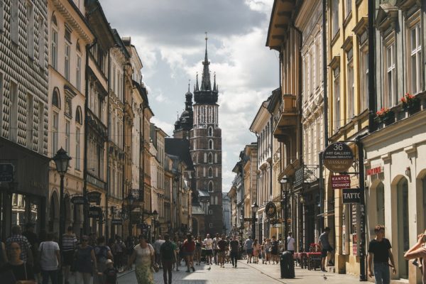 4 Day Trip From Warsaw: Poland Jewish Heritage Tour Krakow 4 600x400