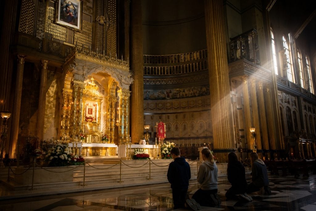 Licheń Marian Sanctuary Private Tour from Warsaw